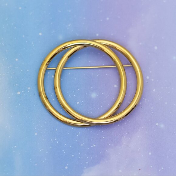Vintage Double Rings Gold Tone Minimalist Brooch by Monet | J30 - Picture 1 of 2